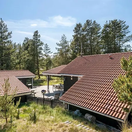 Augustine - 1-6km From The Sea By Interhome Vakantiehuis *